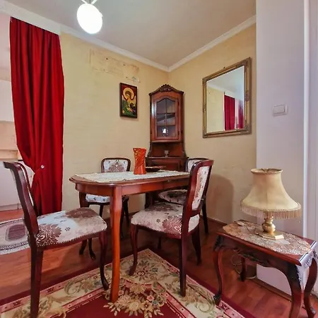 Apartmán M Br5 Topola